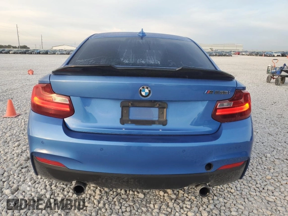 2015 BMW 2 Series M235i with VIN WBA1J7C59FV359017, listed as a Copart auction lot 82226554 with 87,881 mi miles and Salvage Title. Bid and sale history available at carsss.com. Image 6.