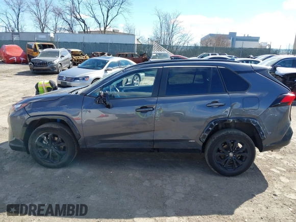2024 Toyota RAV4 Hybrid SE with VIN 2T3T6RFV0RW051283, listed as a IAAI auction lot 41698931 with 6,465 mi miles and . Bid and sale history available at DreamBid. Image 15.