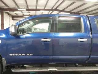 2017 Nissan Titan Pro-4X z VIN 1N6BA1F44HN551551, wystawiony jako IAAI lot #41581877 z przebiegiem 64 834 mil mil oraz . Historia ofert i sprzedaży dostępna na DreamBid. Obrazek 15.
