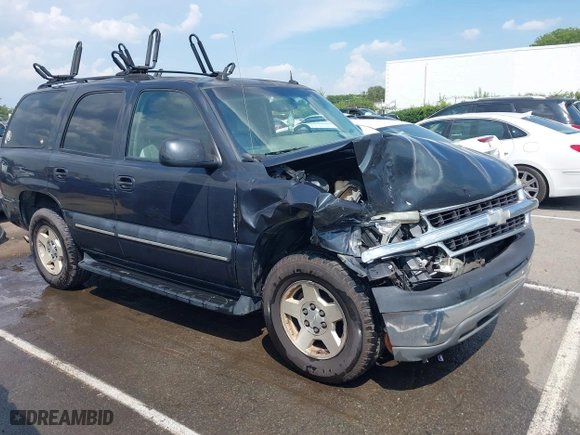 2004 Chevrolet Tahoe LT with VIN 1GNEC13Z04J134981, listed as a IAAI auction lot 39886652 with 244,056 mi miles. Bid and sale history available at carsss.com. Image 1.