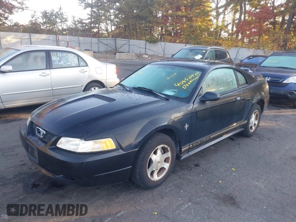 2000 Ford Mustang with VIN 1FAFP4046YF238109, listed as a IAAI auction lot 40656475 with 64,926 mi miles. Bid and sale history available at carsss.com. Image 2.