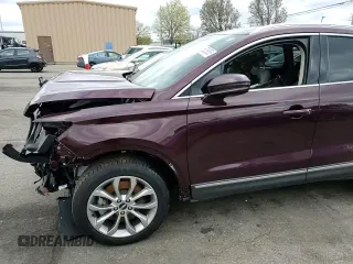 2018 Lincoln MKC Select with VIN 5LMCJ2D94JUL13697, listed as a Copart auction lot 52852685 with 38,395 mi miles and Salvage title. Bid and sale history available at DreamBid. Image 12.