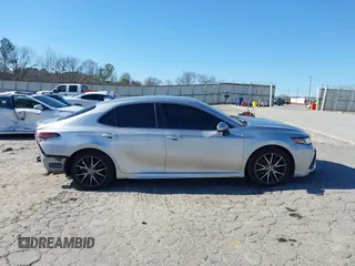 2021 Toyota Camry SE Nightshade with VIN 4T1G11AK1MU529646, listed as a IAAI auction lot 41650962 with 57,879 mi miles. Bid and sale history available at carsss.com. Image 14.