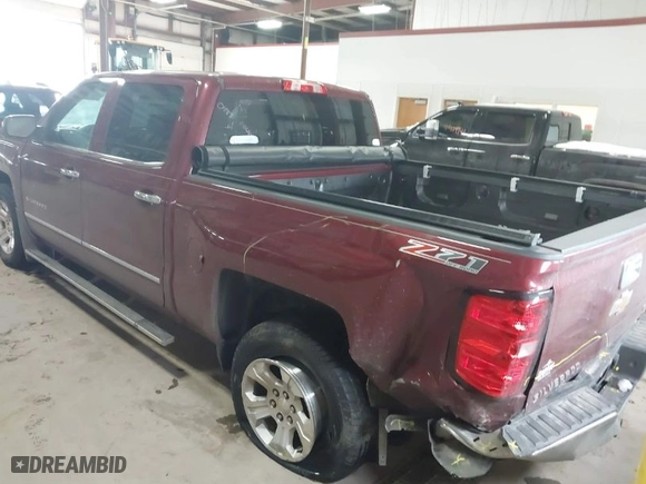 2014 Chevrolet Silverado 1500 LT with VIN 3GCUKREC0EG370483, listed as a IAAI auction lot 41351731 with 70,986 mi miles. Bid and sale history available at carsss.com. Image 3.