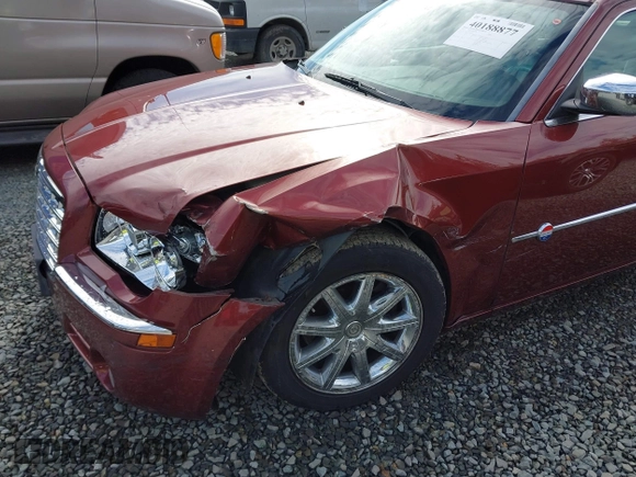 2007 Chrysler 300 C with VIN 2C3LA63H97H766771, listed as a IAAI auction lot 40188877 with 93,933 mi miles. Bid and sale history available at carsss.com. Image 6.