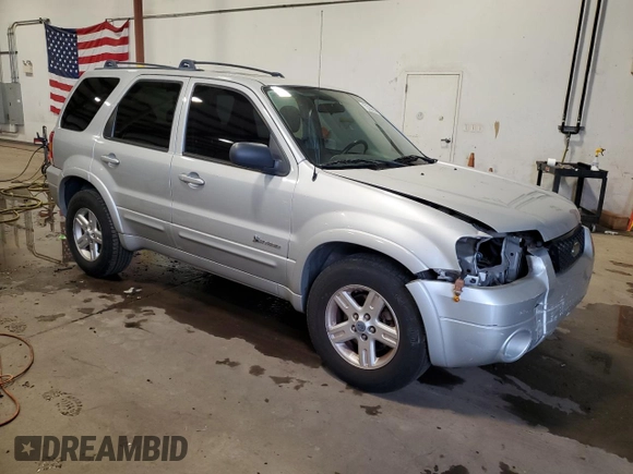 2006 Ford Escape Hybrid with VIN 1FMCU96H06KB01213, listed as a Copart auction lot 73339694 with 95,046 mi miles and Salvage Title. Bid and sale history available at carsss.com. Image 4.