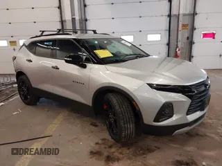 2020 Chevrolet Blazer LT z VIN 3GNKBHRS9LS612174, wystawiony jako IAAI lot #41840890 z przebiegiem 53 782 mil mil oraz . Historia ofert i sprzedaży dostępna na DreamBid. Obrazek 1.