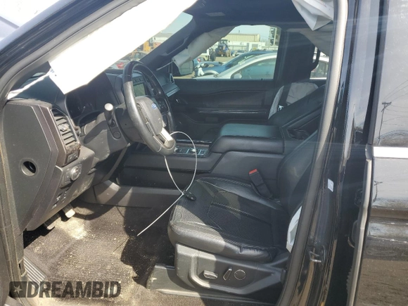 2018 Ford Expedition Limited with VIN 1FMJU2AT8JEA71394, listed as a Copart auction lot 53386335 with 135,995 mi miles and Salvage title. Bid and sale history available at DreamBid. Image 7.