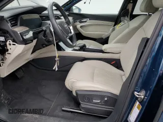 2019 Audi e-tron Prestige with VIN WA1VABGE3KB013620, listed as a Copart auction lot 61975913 with 25,369 mi miles. Bid and sale history available at carsss.com. Image 7.