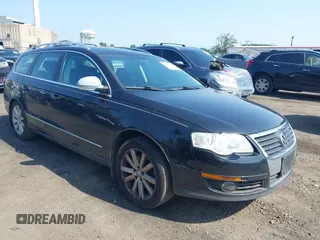 2010 Volkswagen Passat Komfort with VIN WVWXM7AN4AE090862, listed as a IAAI auction lot 42554614 with 130,733 mi miles and . Bid and sale history available at DreamBid. Image 1.