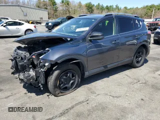 2017 Toyota RAV4 LE z VIN JTMZFREV8HJ712180, wystawiony jako Copart lot #53849505 z przebiegiem 125 203 mil mil oraz Szkoda całkowita • Salvage title. Historia ofert i sprzedaży dostępna na DreamBid. Obrazek 1.