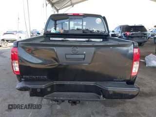 2020 Nissan Frontier SV z VIN 1N6ED0EA6LN724744, wystawiony jako IAAI lot #41879935 z przebiegiem 51 376 mil mil oraz . Historia ofert i sprzedaży dostępna na DreamBid. Obrazek 15.