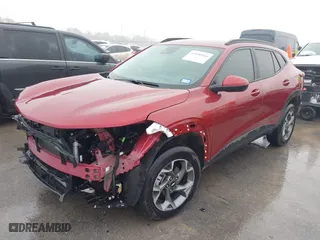 2025 Chevrolet Trax LT with VIN KL77LHEP1SC030651, listed as a IAAI auction lot 41590940 with 11,233 mi miles. Bid and sale history available at carsss.com. Image 18.