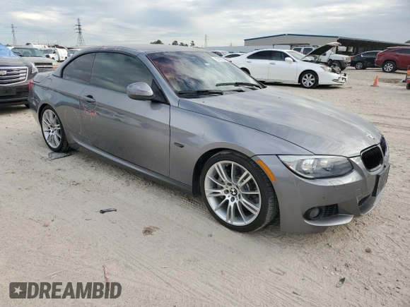 2012 BMW 3 Series 335i z VIN WBADX7C58CE744687, wystawiony jako Copart lot #83197624 z przebiegiem 157 416 mil mil oraz Szkoda całkowita • Salvage title. Historia ofert i sprzedaży dostępna na DreamBid. Obrazek 4.