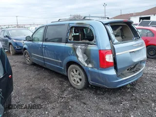2011 Chrysler Town & Country Touring with VIN 2A4RR5DG4BR768469, listed as a IAAI auction lot 41951030 with 128,226 mi miles. Bid and sale history available at carsss.com. Image 3.