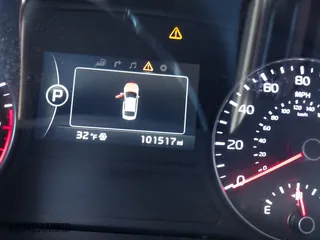 2017 Kia Optima SX with VIN 5XXGW4L20HG121574, listed as a IAAI auction lot 41586918 with 101,517 mi miles. Bid and sale history available at carsss.com. Image 16.