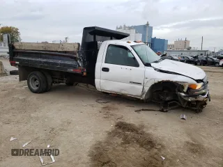 2006 GMC Sierra 3500 WT z VIN 1GDJK34U56E167281, wystawiony jako Copart lot #76955914 z przebiegiem 197 351 mil mil oraz Szkody całkowita. Historia ofert i sprzedaży dostępna na DreamBid. Obrazek 4.