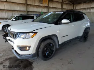 2020 Jeep Compass Latitude w/Sun/Safety Pkg with VIN 3C4NJCBB6LT205946, listed as a Copart auction lot 49116475 with NaN miles and Salvage Title. Bid and sale history available at carsss.com. Image 1.