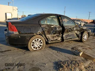 2005 Volvo S60 with VIN YV1RS612X52435120, listed as a Copart auction lot 87970165 with 254,328 mi miles and Salvage title. Bid and sale history available at DreamBid. Image 3.