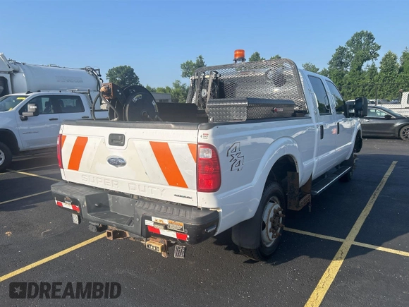 2015 Ford F-250 Lariat with VIN 1FT7W2B61FEC73177, listed as a IAAI auction lot 42726881 with 232,597 mi miles and . Bid and sale history available at DreamBid. Image 18.