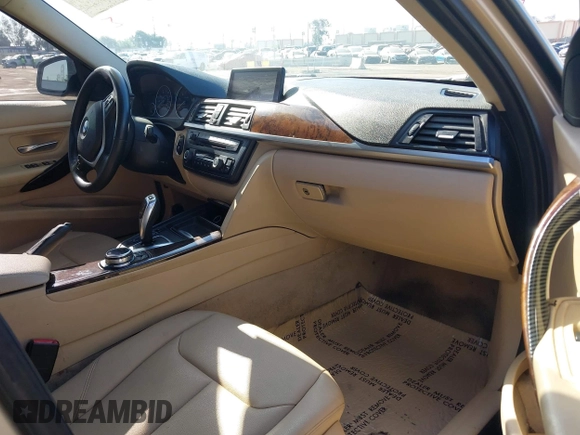 2014 BMW 3 Series 328i with VIN WBA3C1C53EK117260, listed as a IAAI auction lot 41996712 with 92,725 mi miles and . Bid and sale history available at carsss.com. Image 5.