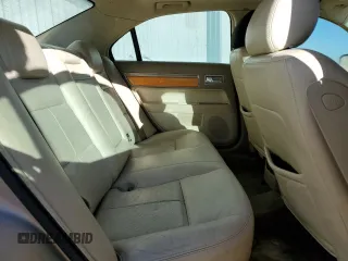 2006 Lincoln Zephyr z VIN 3LNHM261X6R644628, wystawiony jako Copart lot #73372683 z przebiegiem 160 744 mil mil oraz Szkoda całkowita • Salvage title. Historia ofert i sprzedaży dostępna na DreamBid. Obrazek 10.