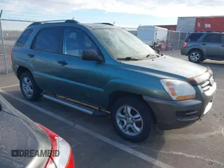 2008 Kia Sportage LX with VIN KNDJE723787521869, listed as a IAAI auction lot 41854551 with 167,997 mi miles. Bid and sale history available at carsss.com. Image 1.