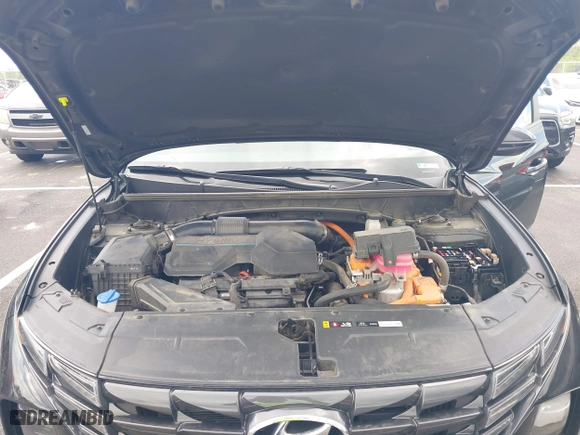 2022 Hyundai Tucson Hybrid SEL Convenience with VIN KM8JFCA17NU051776, listed as a IAAI auction lot 42018560 with 81,206 mi miles. Bid and sale history available at carsss.com. Image 10.