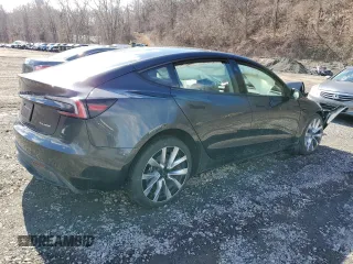 2025 Tesla Model 3 Long Range with VIN 5YJ3E1EB6SF921092, listed as a Copart auction lot 46918025 with 1,403 mi miles and Salvage Title. Bid and sale history available at DreamBid. Image 3.