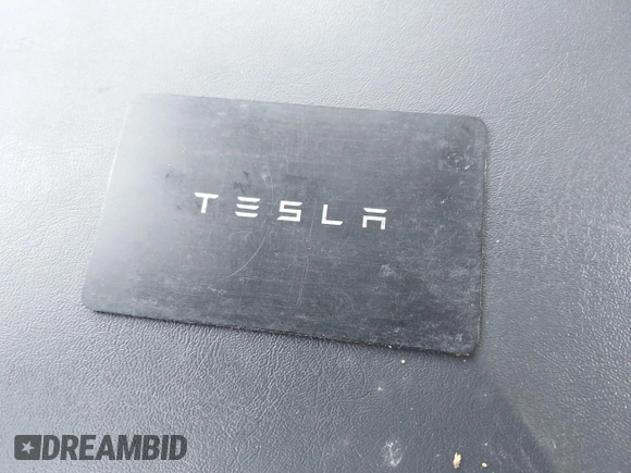 2022 Tesla Model Y Long Range z VIN 7SAYGDEE3NF455544, wystawiony jako IAAI lot #42123963 z przebiegiem 23 882 mil mil oraz . Historia ofert i sprzedaży dostępna na DreamBid. Obrazek 11.