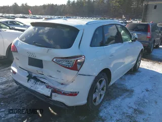 2011 Audi Q5 Premium Plus z VIN WA1DKAFP8BA056054, wystawiony jako IAAI lot #41481489 z przebiegiem 94 438 mil mil oraz . Historia ofert i sprzedaży dostępna na DreamBid. Obrazek 4.