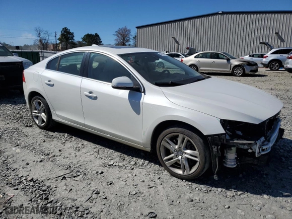 2014 Volvo S60 T5 with VIN YV1612FS7E2296538, listed as a Copart auction lot 46918885 with 128,328 mi miles and Salvage Title. Bid and sale history available at carsss.com. Image 4.