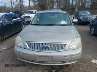 2006 Ford Five Hundred Limited with VIN 1FAHP28136G129914, listed as a IAAI auction lot 41377677 with 201,683 mi miles. Bid and sale history available at carsss.com. Image 12.