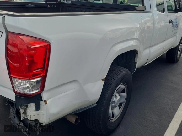 2017 Toyota Tacoma SR z VIN 5TFRX5GN4HX081282, wystawiony jako IAAI lot #42434418 z przebiegiem 184 905 mil mil oraz . Historia ofert i sprzedaży dostępna na DreamBid. Obrazek 25.
