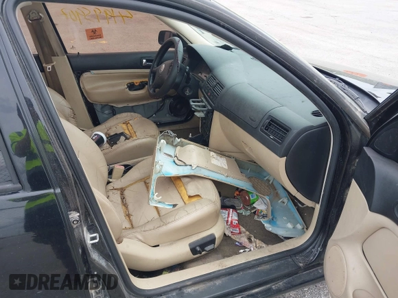 2002 Volkswagen Jetta с VIN 3VWTG69M22M042474, выставлен на аукционе IAAI как лот 41995907 с пробегом Не указан миль и . История ставок и продаж доступна на DreamBid. Изображение 5.