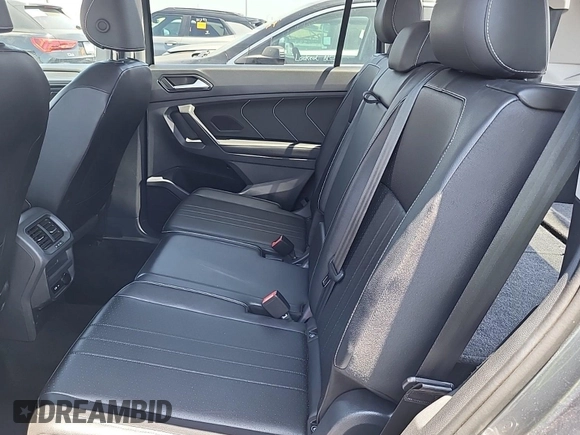 2024 Volkswagen Tiguan SE with VIN 3VV3B7AX8RM107014, listed as a IAAI auction lot 42734341 with 27,789 mi miles and . Bid and sale history available at DreamBid. Image 44.