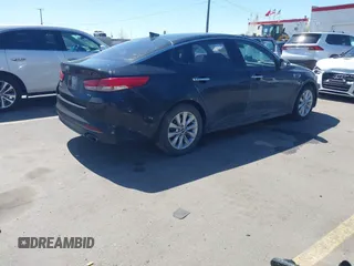 2017 Kia Optima EX с VIN 5XXGU4L34HG126985, выставлен на аукционе IAAI как лот 41965419 с пробегом 107 000 миль миль и . История ставок и продаж доступна на DreamBid. Изображение 4.