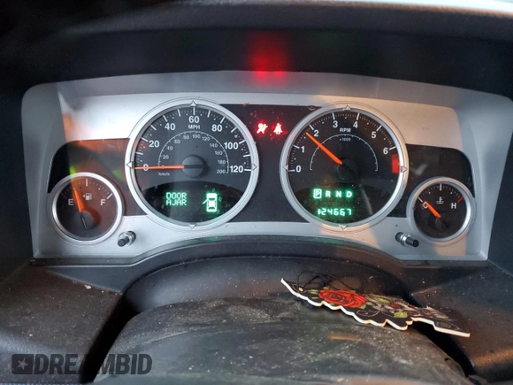 2008 Jeep Patriot Limited with VIN 1J8FT48W48D784052, listed as a Copart auction lot 84466004 with 124,667 mi miles and Salvage Title. Bid and sale history available at DreamBid. Image 9.