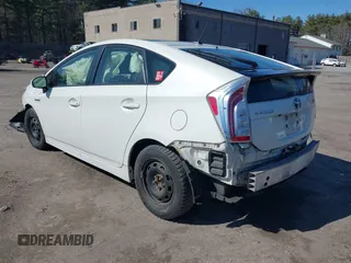 2015 Toyota Prius Four z VIN JTDKN3DU9F1875847, wystawiony jako IAAI lot #41937117 z przebiegiem 150 735 mil mil oraz . Historia ofert i sprzedaży dostępna na DreamBid. Obrazek 3.
