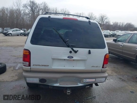 1999 Ford Explorer XLT z VIN 1FMZU35P1XZB05795, wystawiony jako IAAI lot #41692715 z przebiegiem 95 149 mil mil oraz . Historia ofert i sprzedaży dostępna na DreamBid. Obrazek 17.