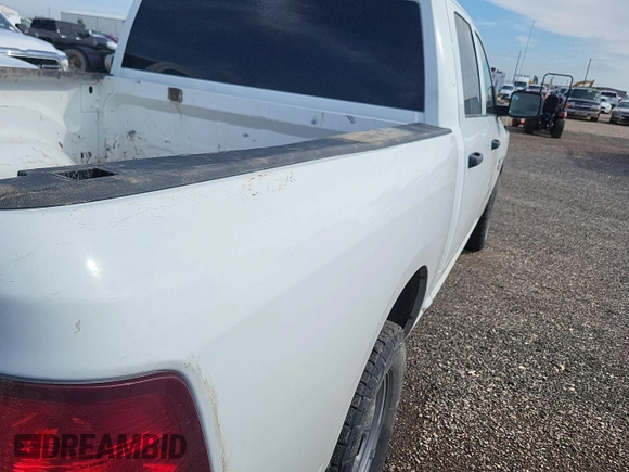 2022 Ram 1500 Tradesman с VIN 3C6RR7KG0NG295501, выставлен на аукционе IAAI как лот 42621107 с пробегом 76 915 миль миль и . История ставок и продаж доступна на DreamBid. Изображение 20.