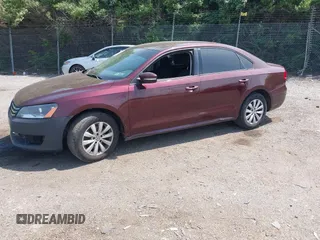 2013 Volkswagen Passat Wolfsburg Edition с VIN 1VWAP7A33DC085208, выставлен на аукционе IAAI как лот 42244409 с пробегом 164 483 миль миль и . История ставок и продаж доступна на DreamBid. Изображение 2.