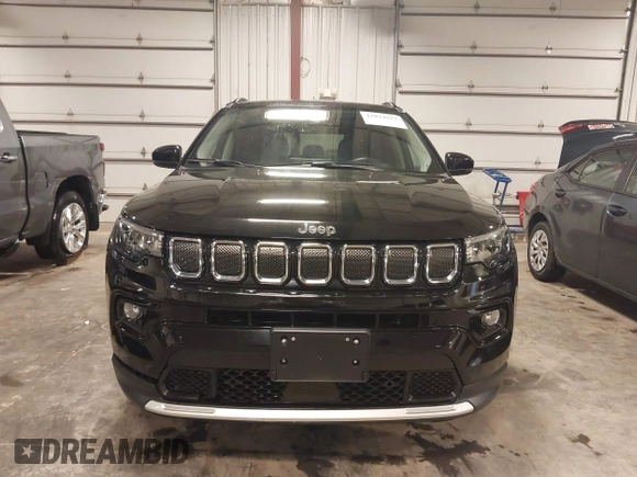 2022 Jeep Compass High Altitude with VIN 3C4NJDCB5NT233969, listed as a IAAI auction lot 42034557 with 23,257 mi miles and . Bid and sale history available at DreamBid. Image 12.