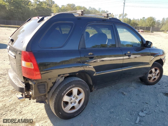 2008 Kia Sportage LX with VIN KNDJF724387517307, listed as a Copart auction lot 43701645 with 195,728 mi miles and Non Repairable. Bid and sale history available at carsss.com. Image 3.