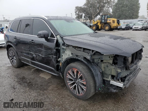 2022 Volvo XC90 Momentum z VIN YV4102PK0N1786405, wystawiony jako Copart lot #48247415 z przebiegiem 52 790 mil mil oraz Szkoda całkowita • Salvage title. Historia ofert i sprzedaży dostępna na DreamBid. Obrazek 4.