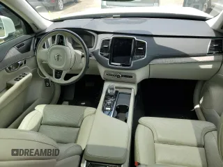 2021 Volvo XC90 Inscription Expression with VIN YV4BR00L0M1708934, listed as a Copart auction lot 59129953 with 43,585 mi miles. Bid and sale history available at carsss.com. Image 8.