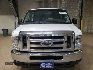 2013 Ford Econoline Passenger XL with VIN 1FBSS3BL9DDA33707, listed as a Copart auction lot 62903564 with 106,976 mi miles and Salvage Title. Bid and sale history available at DreamBid. Image 5.