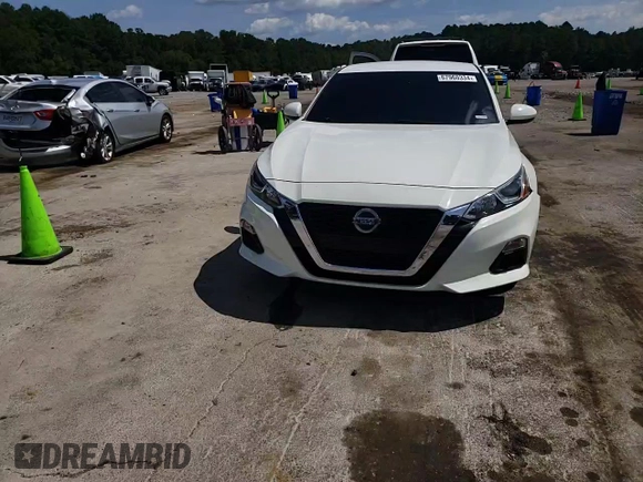 2019 Nissan Altima S z VIN 1N4BL4BV4KC221429, wystawiony jako Copart lot #67960334 z przebiegiem 101 617 mil mil oraz Szkoda całkowita • Salvage title. Historia ofert i sprzedaży dostępna na DreamBid. Obrazek 11.
