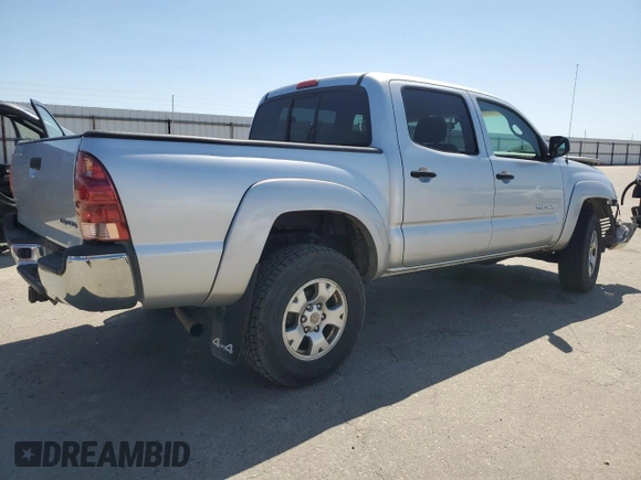 2008 Toyota Tacoma z VIN 5TELU42N38Z470021, wystawiony jako Copart lot #52046435 z przebiegiem 184 010 mil mil oraz Szkoda całkowita • Salvage title. Historia ofert i sprzedaży dostępna na DreamBid. Obrazek 3.