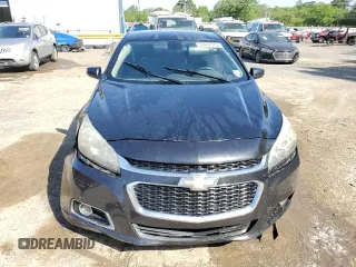 2015 Chevrolet Malibu LT with VIN 1G11D5SL8FF108071, listed as a Copart auction lot 52442575 with 239,945 mi miles and Salvage Title. Bid and sale history available at DreamBid. Image 5.